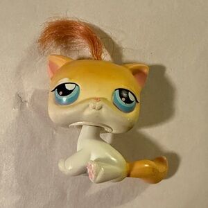 Rare Collectible Authentic Littlest Pet Shop 
#42 Gold/White Cat with Real Hair